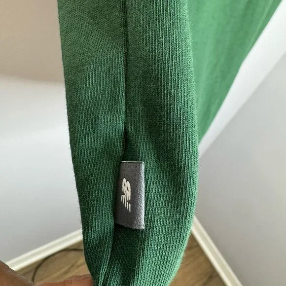 New Balance Athletics Relaxed Sport Style T-Shirt Graphic Men’s XL Green - Picture 4 of 8